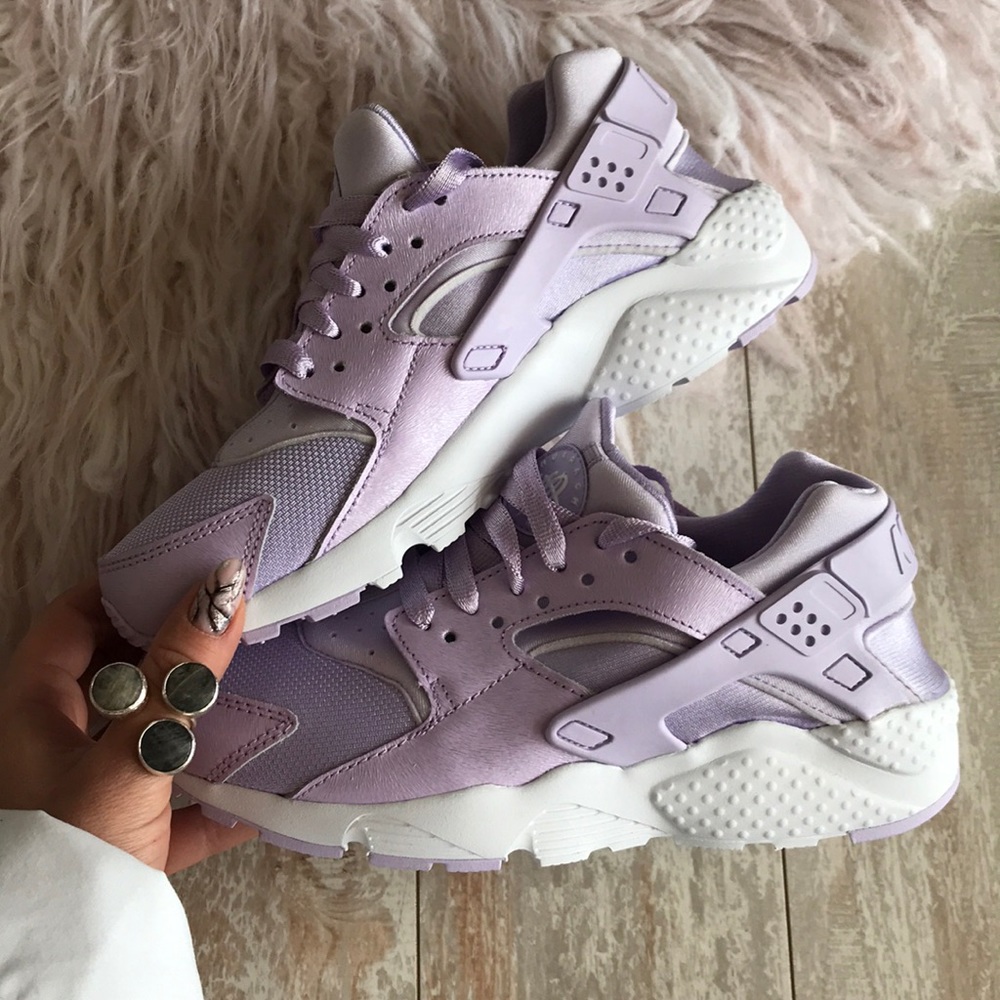 NWT Nike Huarache Run Rare - Picture 4 of 7